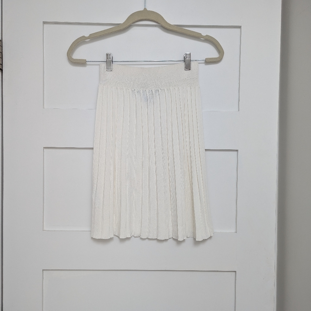 French Connection White Pleated Skirt